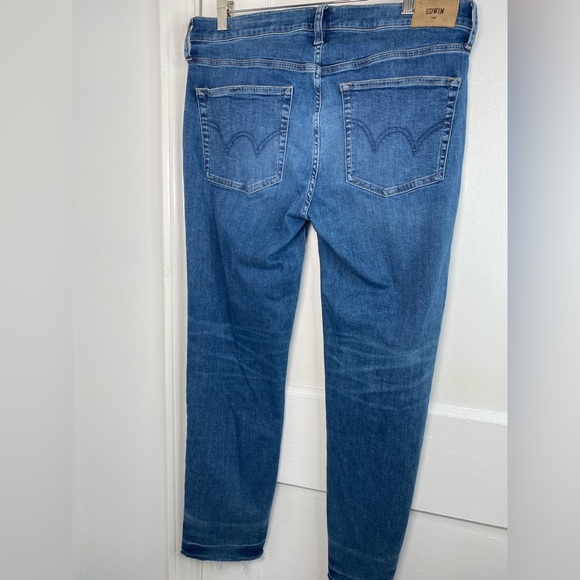 Edwin Nordstrom Bree Slim Straight Crop Fit Jeans with Stretch. - Picture 6 of 9